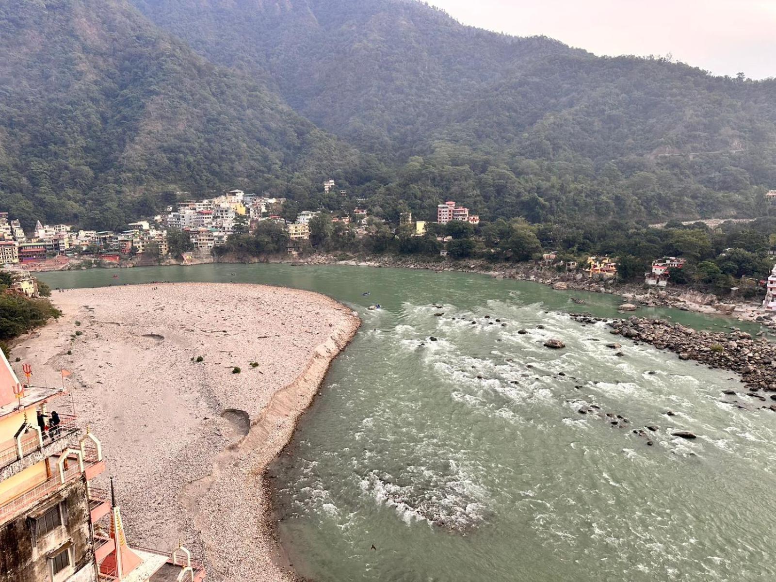 Yoga Retreat At The Ganges In Rishikesh Villa Buitenkant foto