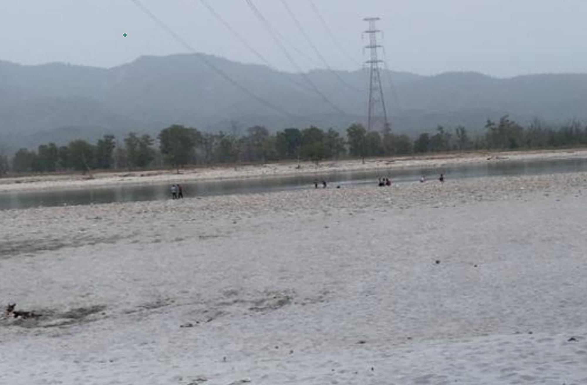 Yoga Retreat At The Ganges In Rishikesh Villa Buitenkant foto